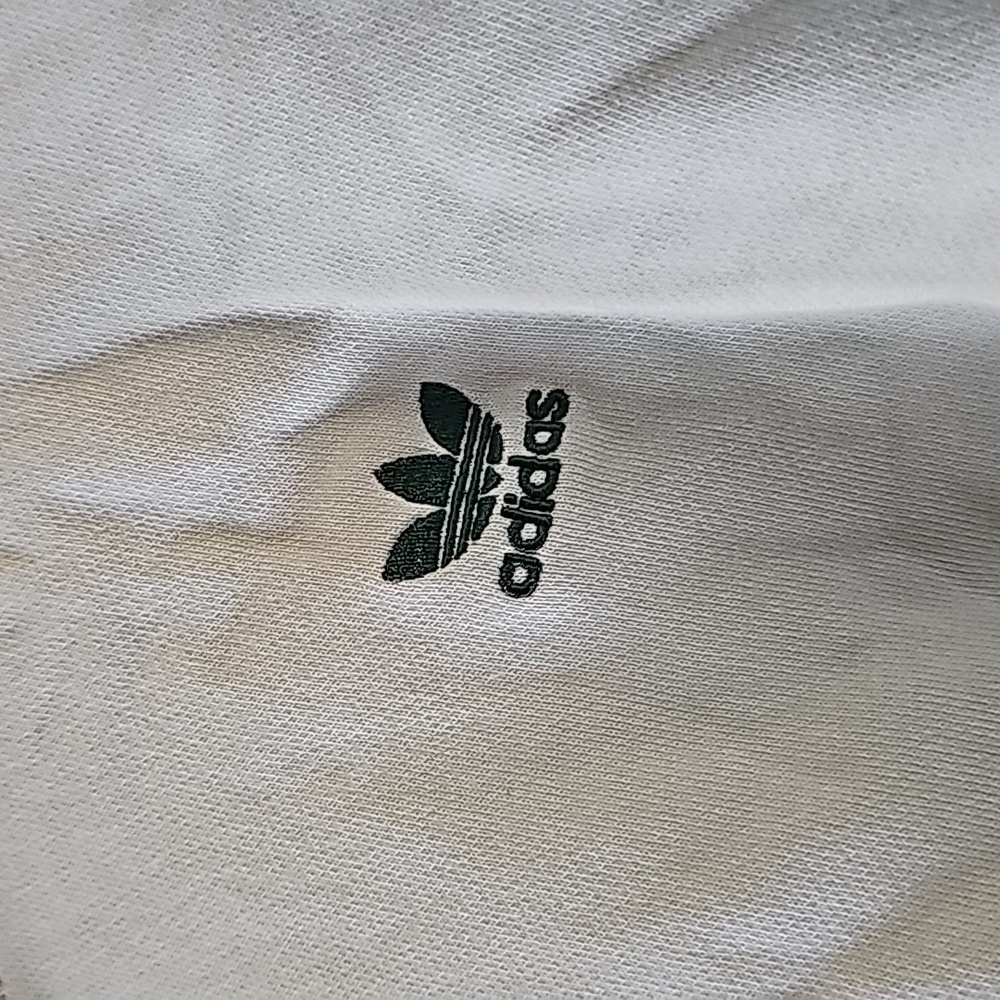 adidas 3-Stripe Crop Hoodie Size XL - Picture 2 of 8